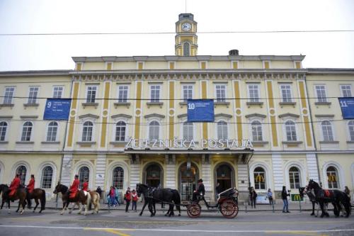 Konjeniki iz Lukovice navdušili viteze
